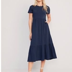 NWOT Old Navy Short-Sleeve Tiered Midi Dress
